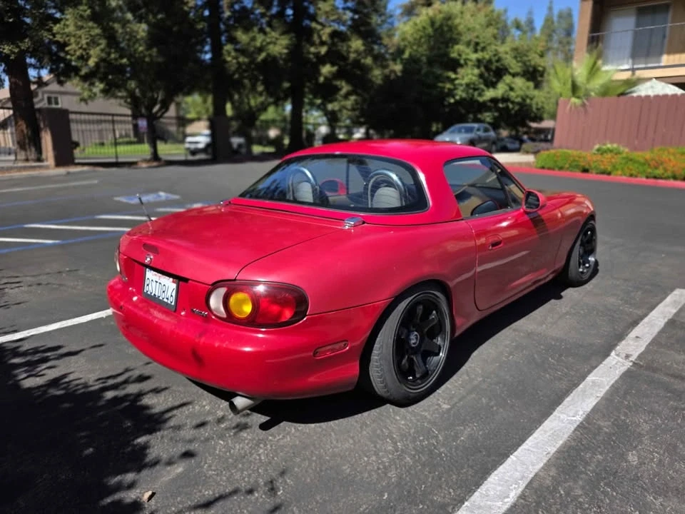 2000 Mazda NB MX-5 Miata - Image 5 of 19