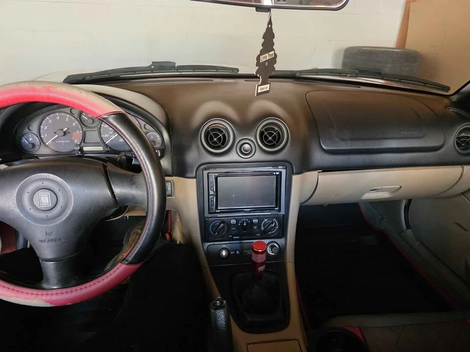 2000 Mazda NB MX-5 Miata - Image 16 of 19