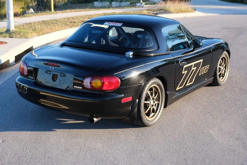 2000 Mazda NB MX-5 Miata - Image 6 of 19