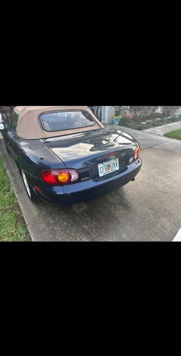 2000 Mazda NB MX-5 Miata - Image 4 of 10