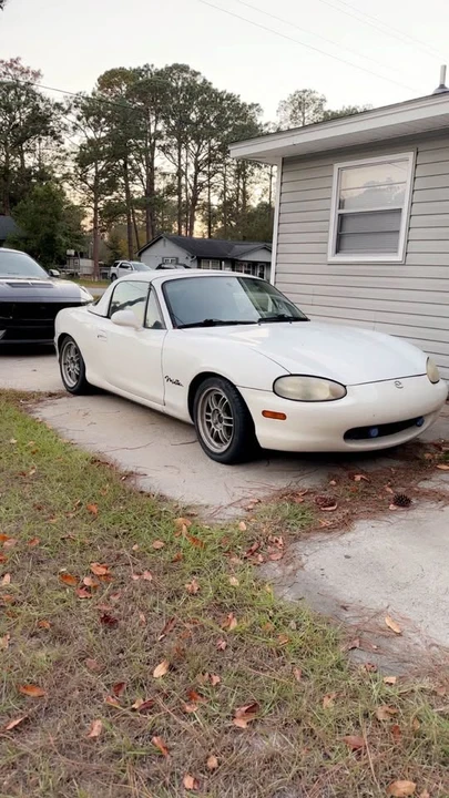2000 Mazda NB MX-5 Miata - Image 4 of 4