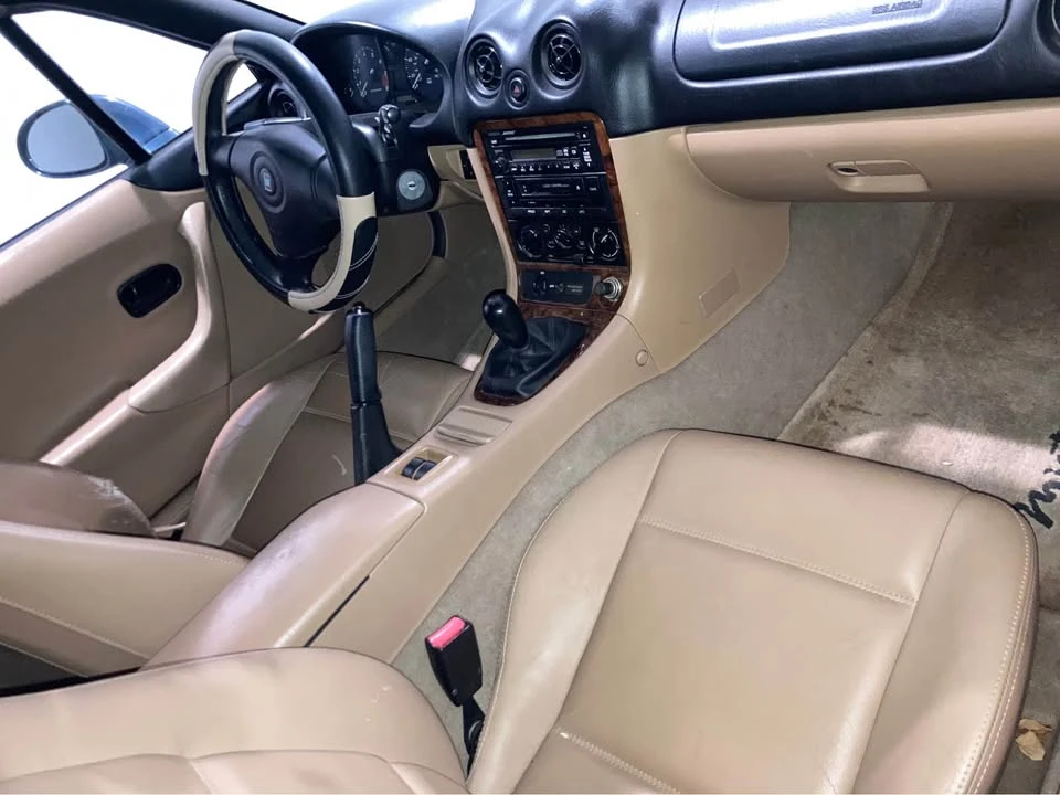 2000 Mazda NB MX-5 Miata - Image 5 of 11