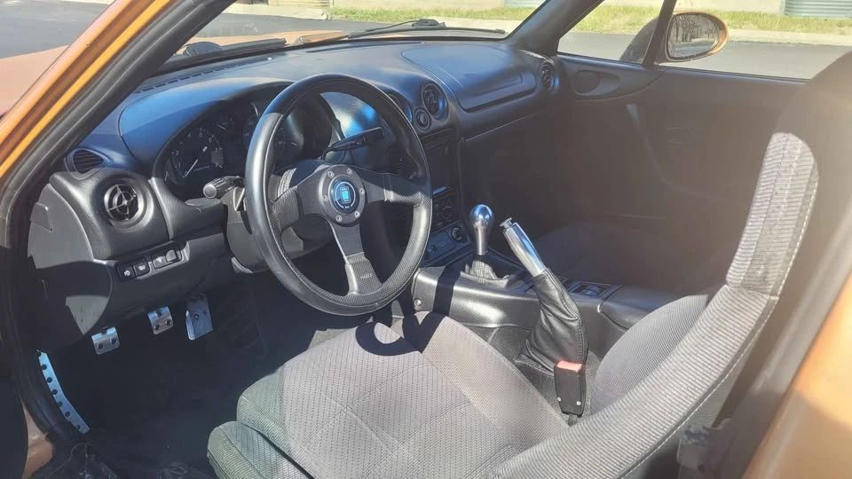 2000 Mazda NB MX-5 Miata - Image 5 of 5