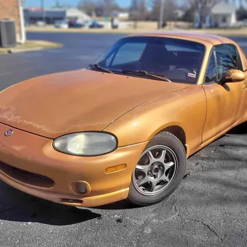2000 Mazda MX-5 Miata LS