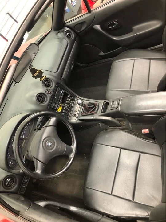 2000 Mazda NB MX-5 Miata - Image 6 of 7