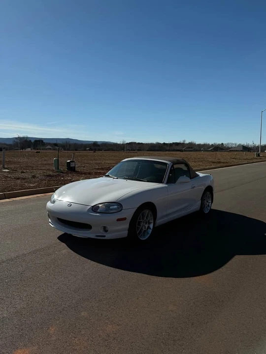 2000 Mazda NB MX-5 Miata - Image 7 of 18