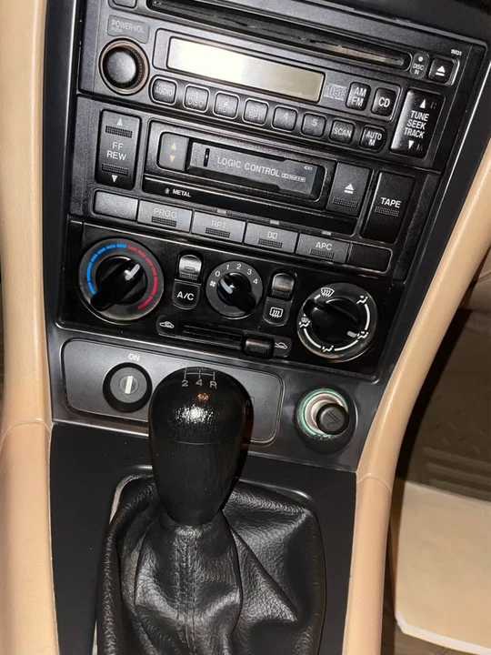 2000 Mazda NB MX-5 Miata - Image 5 of 5