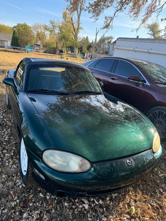 2000 Mazda NB MX-5 Miata - Image 4 of 11