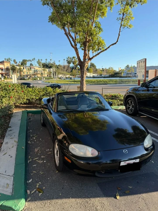 2000 Mazda NB MX-5 Miata - Image 8 of 9