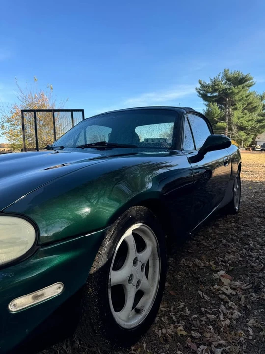 2000 Mazda NB MX-5 Miata - Image 2 of 11