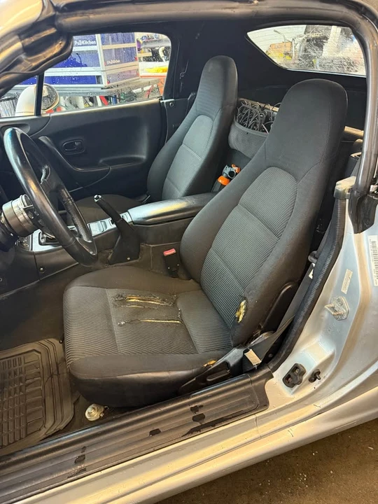 2000 Mazda NB MX-5 Miata - Image 10 of 12