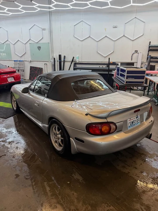 2000 Mazda NB MX-5 Miata - Image 6 of 12