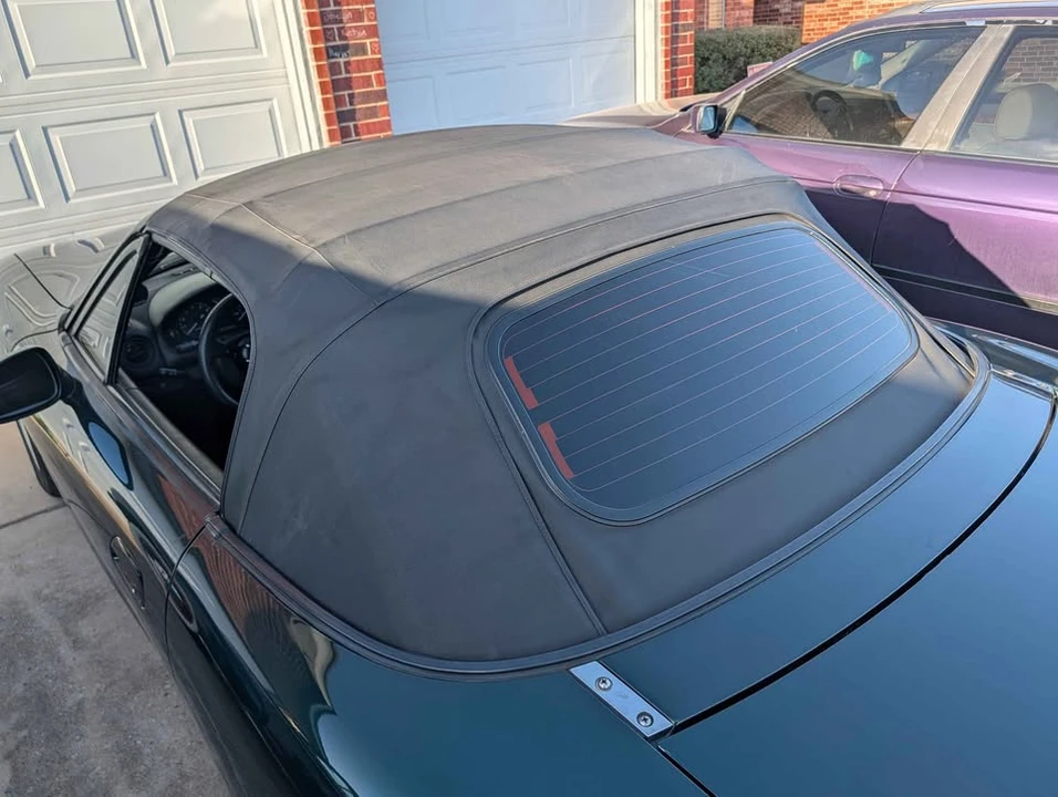 2000 Mazda NB MX-5 Miata - Image 5 of 11