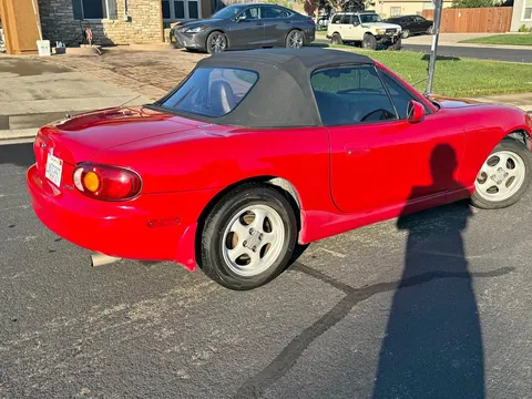 2000 Mazda MX-5 Miata LS