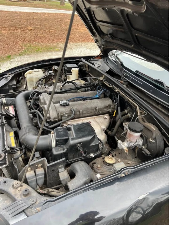 2000 Mazda NB MX-5 Miata - Image 2 of 10