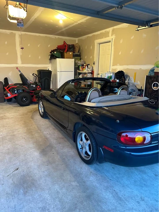 2000 Mazda NB MX-5 Miata - Image 9 of 9