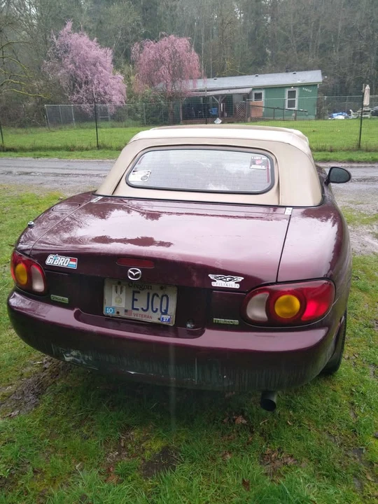 2000 Mazda NB MX-5 Miata - Image 3 of 4