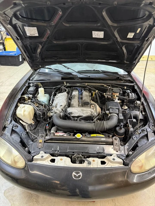 2000 Mazda NB MX-5 Miata - Image 4 of 5