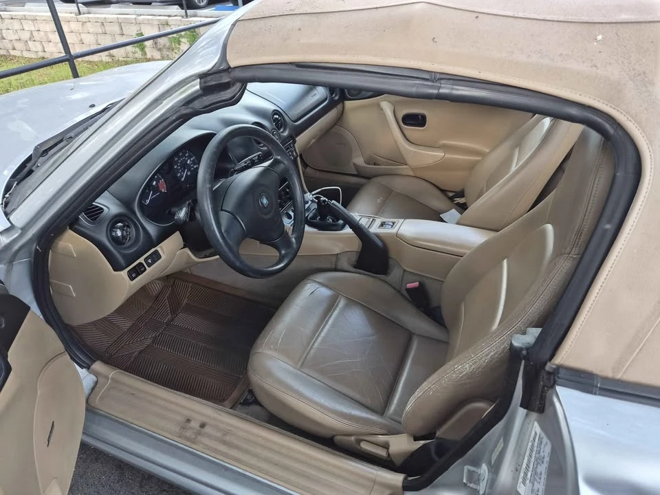 2000 Mazda NB MX-5 Miata - Image 7 of 11