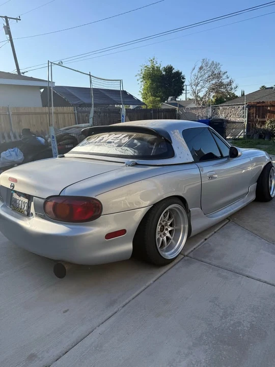 2000 Mazda NB MX-5 Miata - Image 3 of 7
