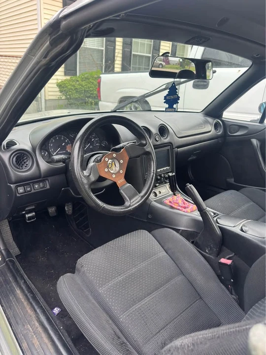 2000 Mazda NB MX-5 Miata - Image 5 of 9