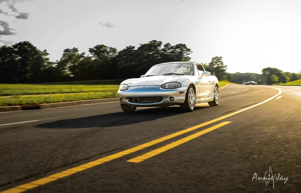 2000 Mazda NB MX-5 Miata - Image 3 of 8