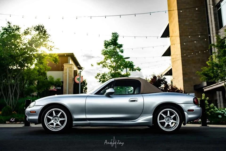 2000 Mazda NB MX-5 Miata - Image 2 of 8