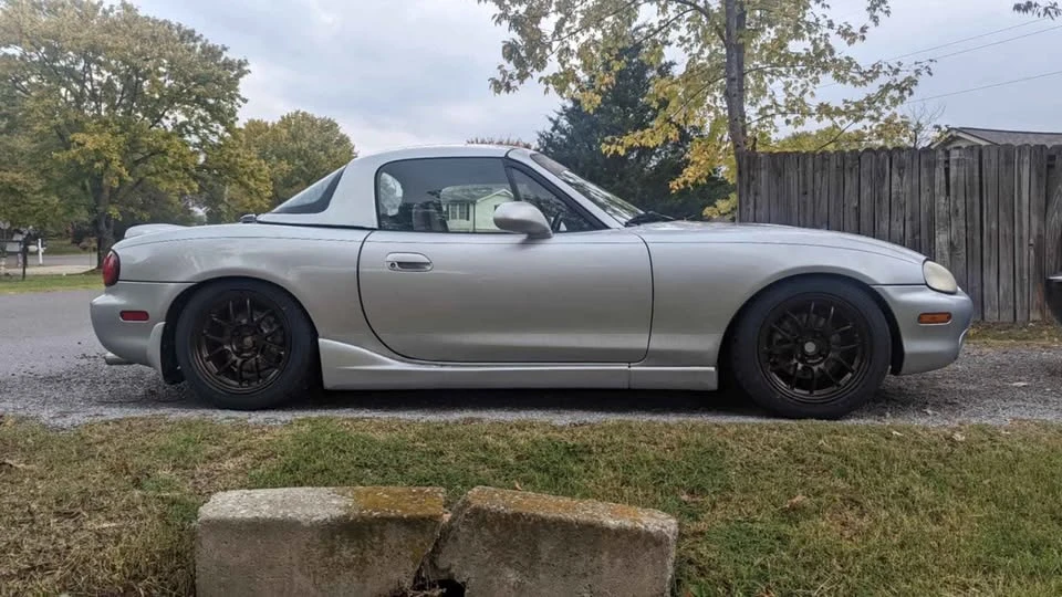 2000 Mazda NB MX-5 Miata - Image 4 of 8