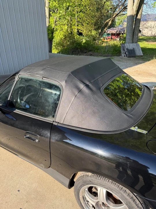 2000 Mazda NB MX-5 Miata - Image 3 of 10