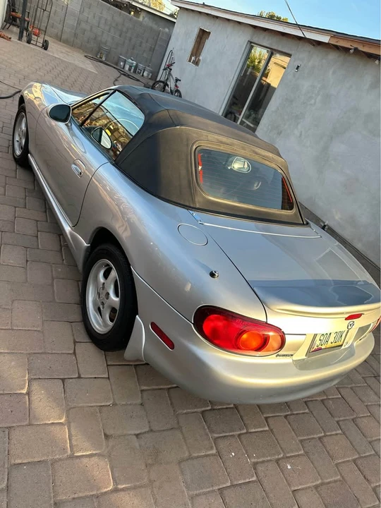 2000 Mazda NB MX-5 Miata - Image 14 of 16