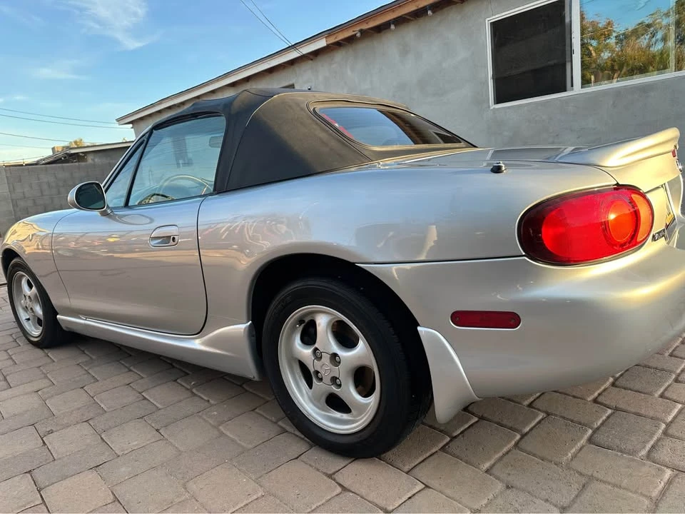 2000 Mazda NB MX-5 Miata - Image 13 of 16