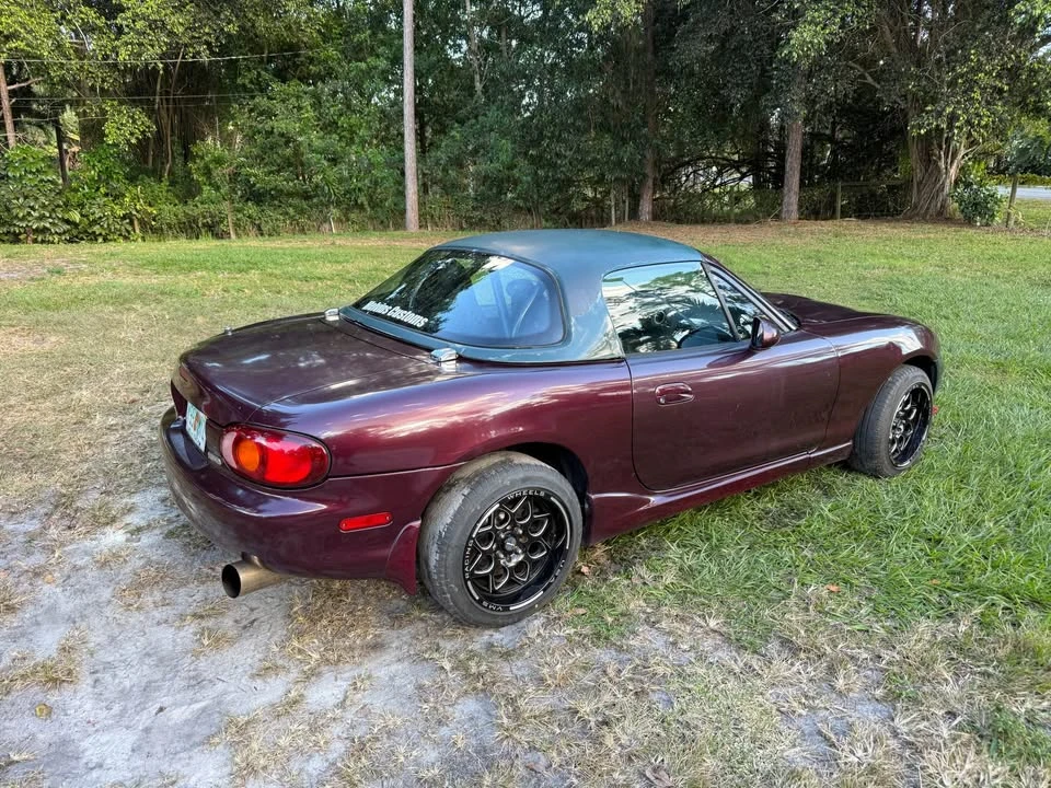 2000 Mazda NB Mazdaspeed MX-5 Miata - Image 4 of 13