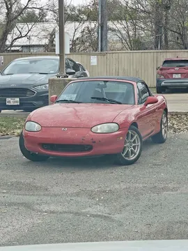 2000 Mazda MX-5 Miata