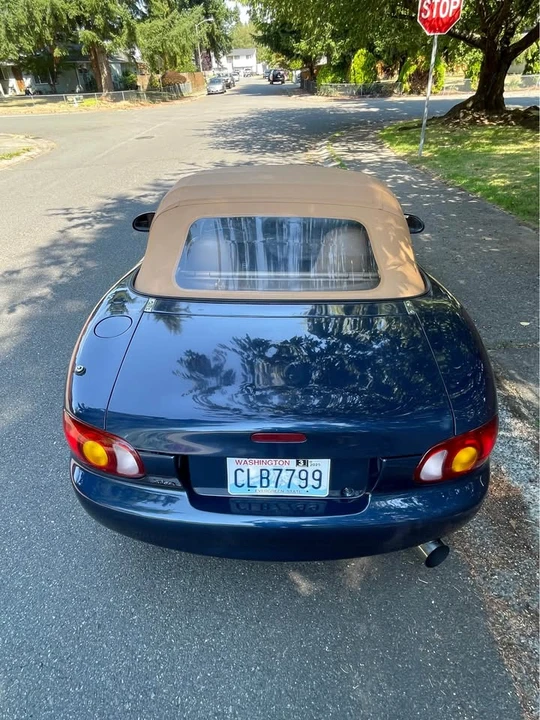 2000 Mazda NB MX-5 Miata - Image 5 of 17