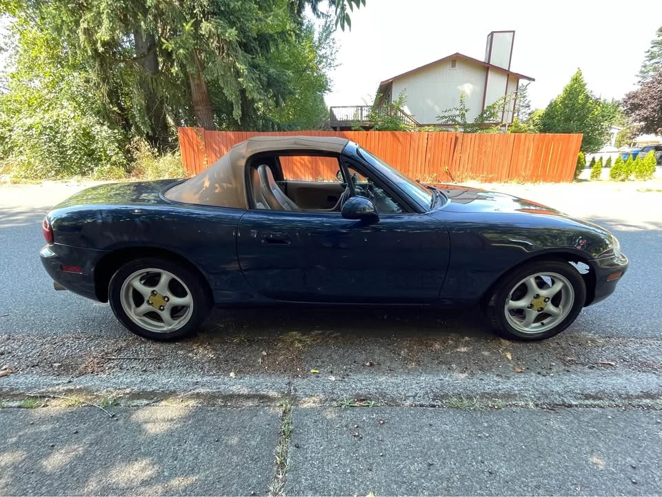 2000 Mazda NB MX-5 Miata - Image 3 of 17