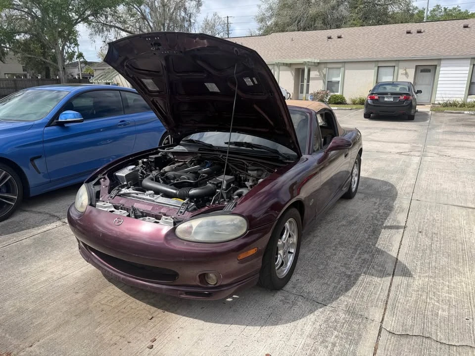2000 Mazda NB MX-5 Miata - Image 16 of 17