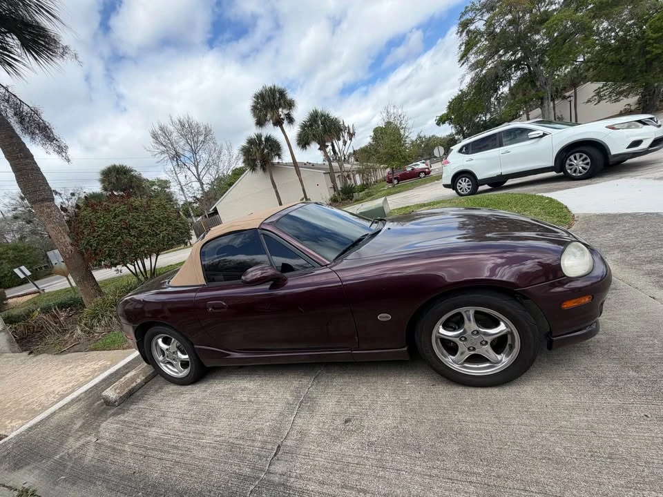 2000 Mazda NB MX-5 Miata - Image 4 of 17