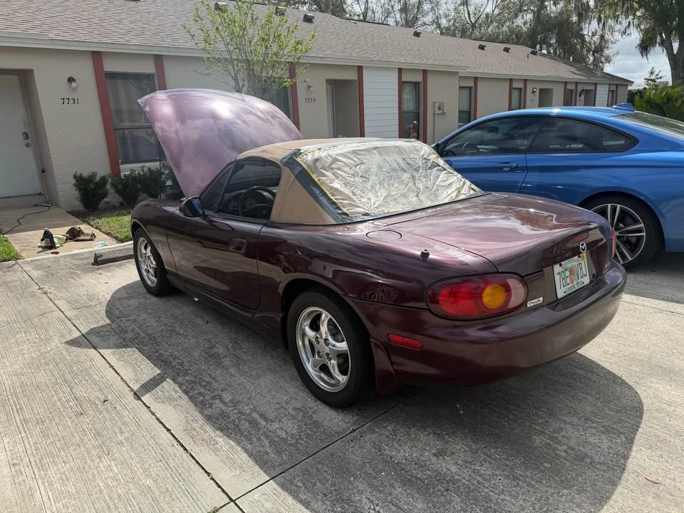 2000 Mazda NB MX-5 Miata - Image 9 of 17