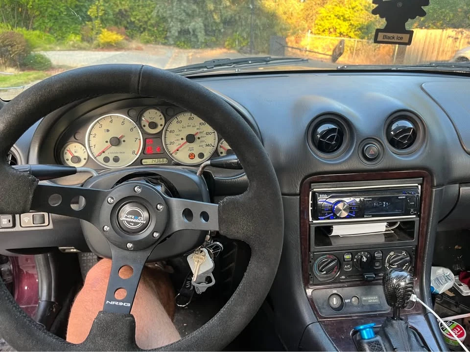 2000 Mazda NB MX-5 Miata - Image 5 of 10