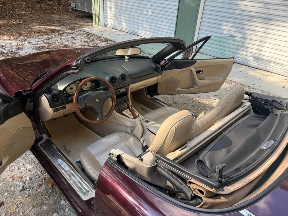 2000 Mazda NB MX-5 Miata - Image 9 of 11