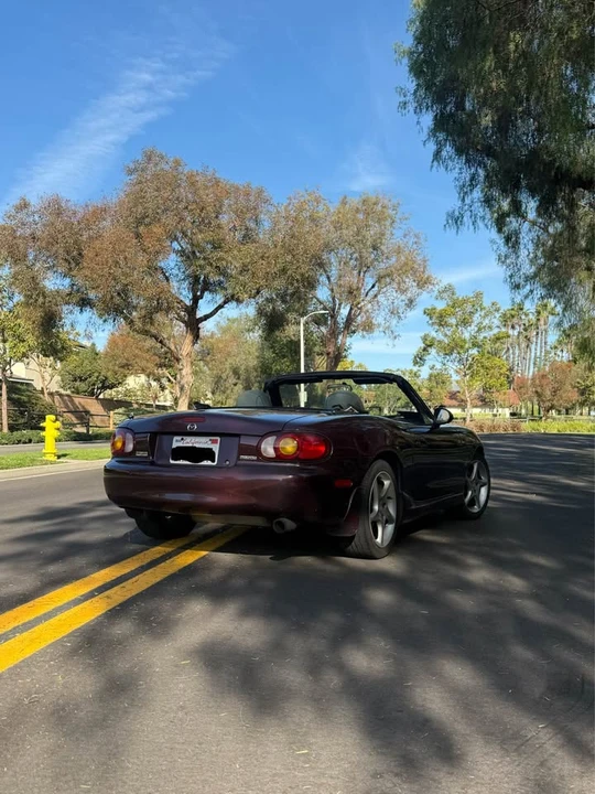 2000 Mazda NB MX-5 Miata - Image 3 of 8