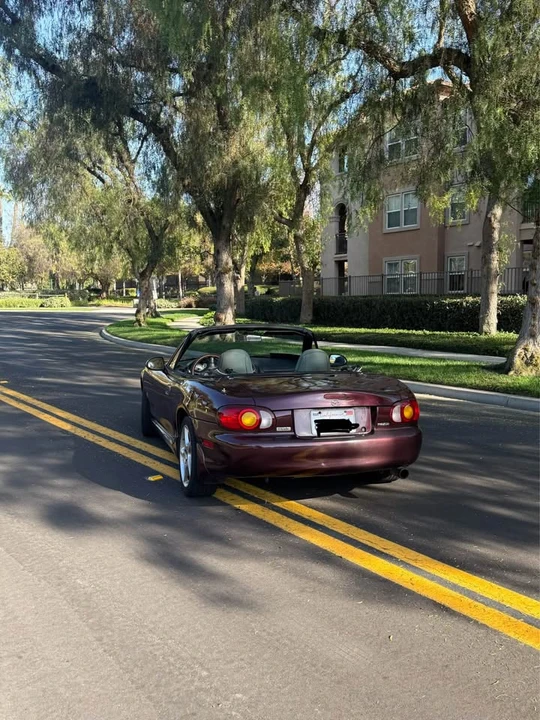 2000 Mazda NB MX-5 Miata - Image 4 of 8