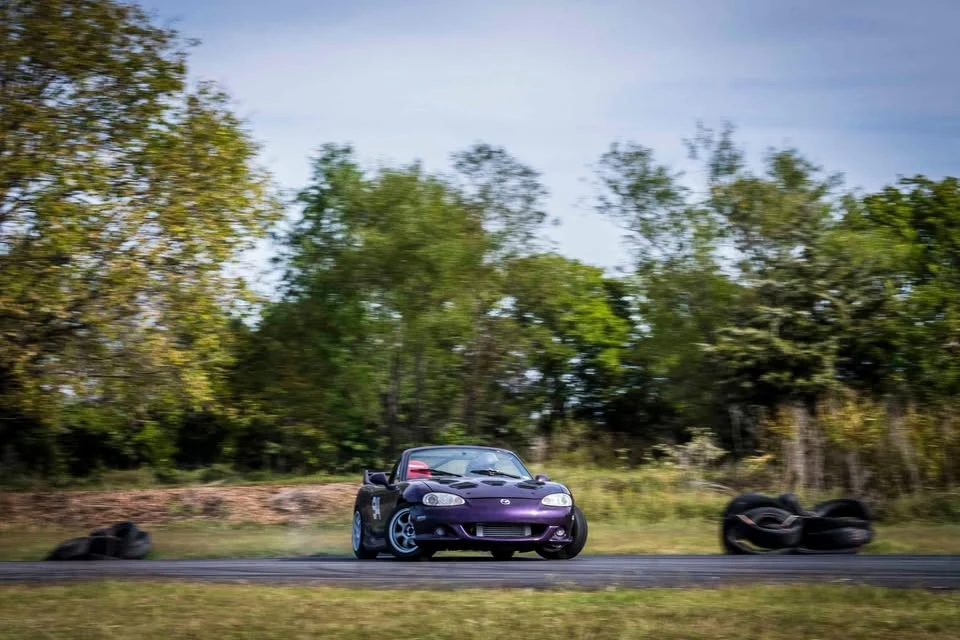 2000 Mazda NB MX-5 Miata - Image 5 of 17