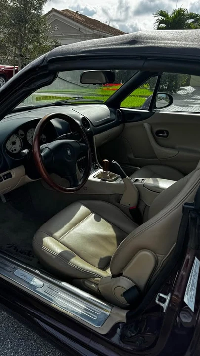 2000 Mazda NB MX-5 Miata - Image 5 of 7