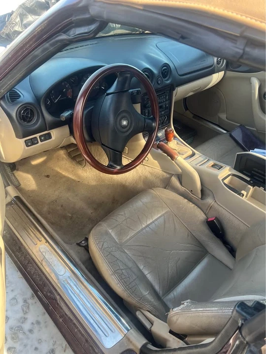 2000 Mazda NB MX-5 Miata - Image 4 of 17