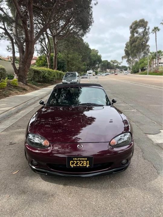 2000 Mazda NB MX-5 Miata - Image 2 of 14