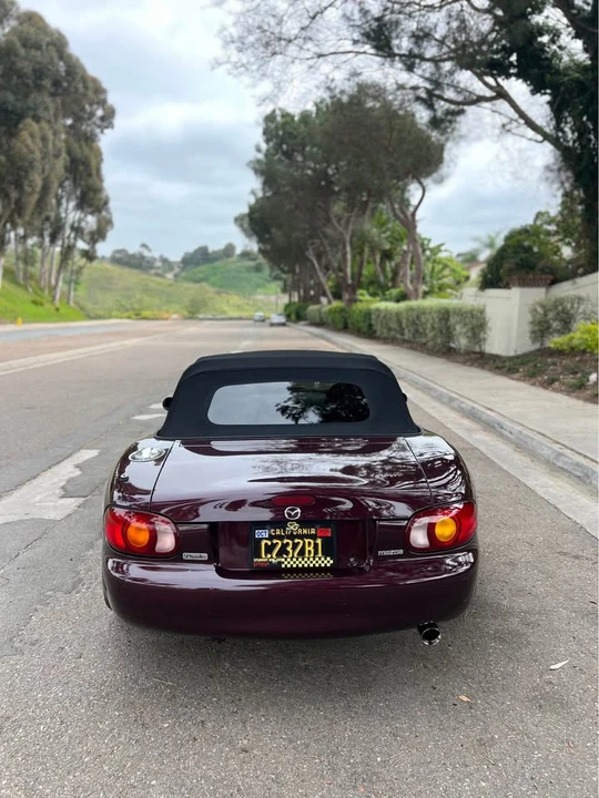 2000 Mazda NB MX-5 Miata - Image 5 of 14