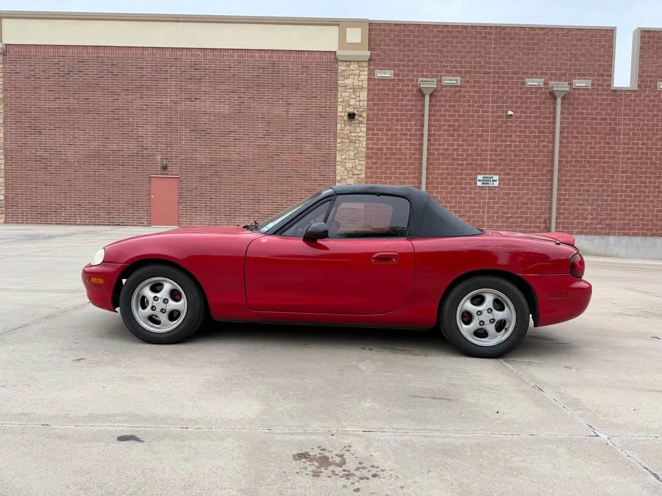 2000 Mazda NB MX-5 Miata - Image 3 of 13