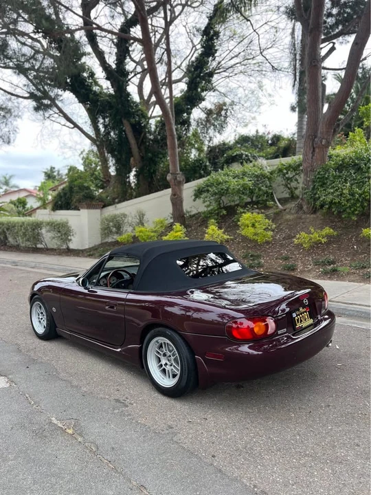 2000 Mazda NB MX-5 Miata - Image 4 of 14