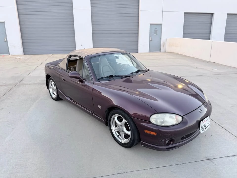 2000 Mazda NB MX-5 Miata - Image 2 of 16